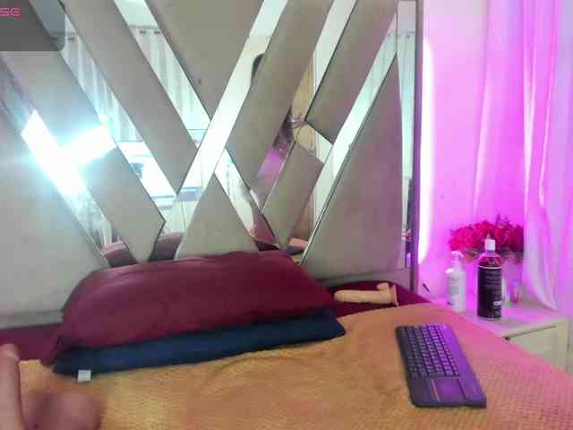 casey-lorens webcam