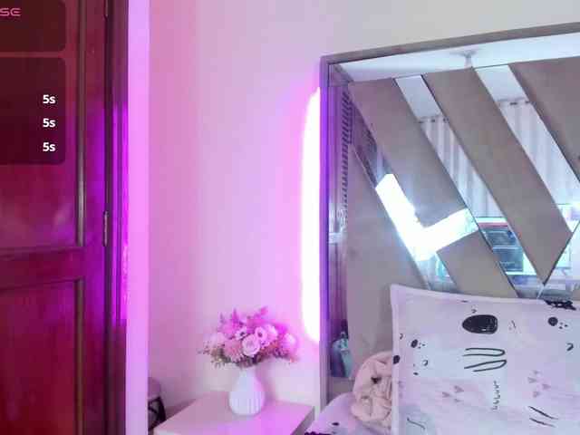 casey-lorens webcam