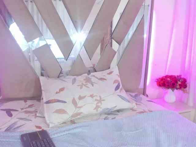 casey-lorens webcam