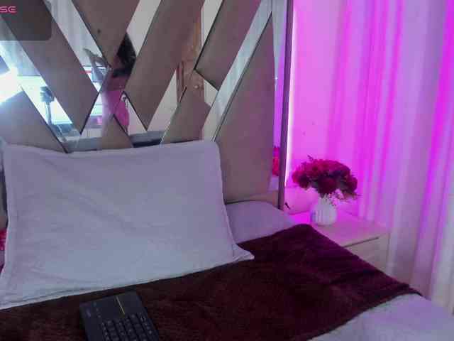 casey-lorens webcam