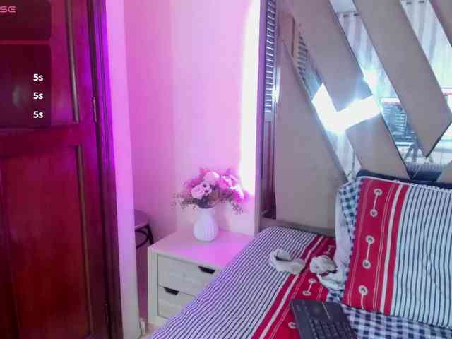 casey-lorens webcam