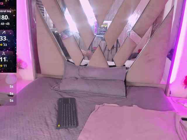 casey-lorens webcam