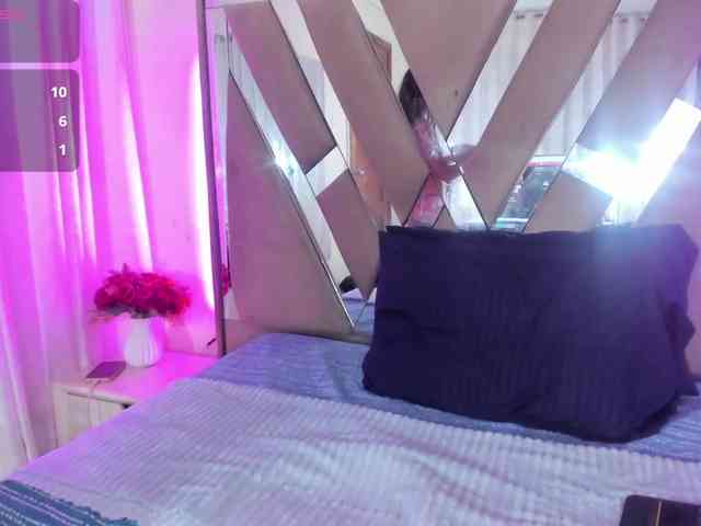 casey-lorens webcam