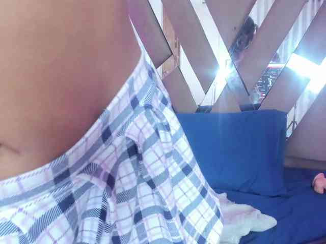 casey-lorens webcam