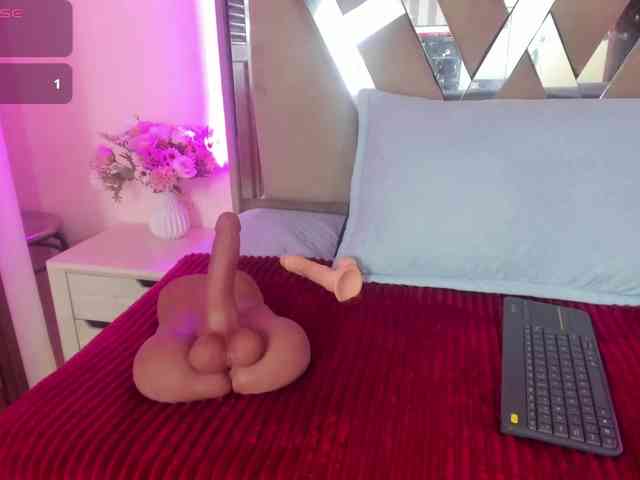 casey-lorens webcam