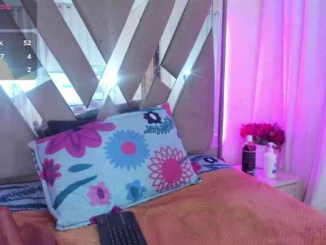 casey-lorens webcam