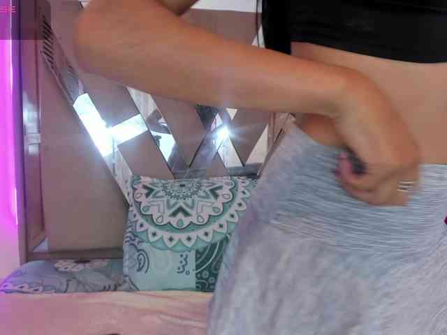 casey-lorens webcam