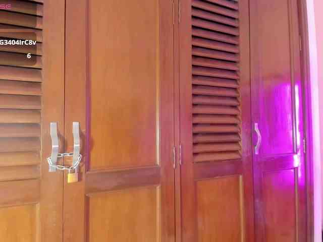 casey-lorens webcam