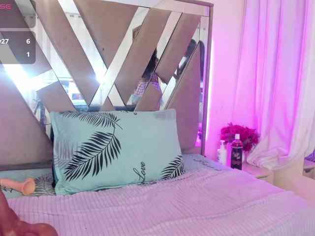 casey-lorens webcam