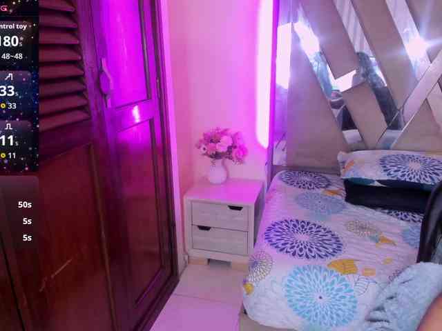 casey-lorens webcam