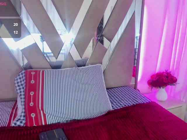 casey-lorens webcam