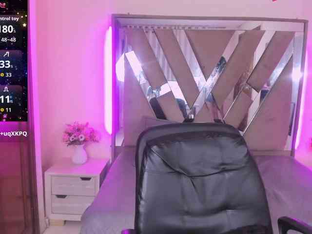 casey-lorens webcam