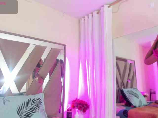 casey-lorens webcam