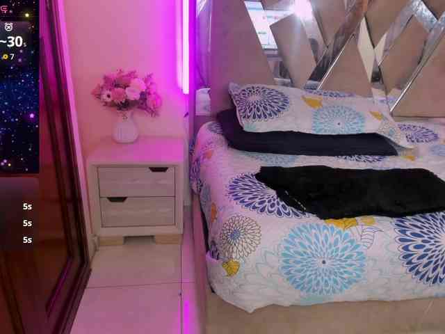 casey-lorens webcam