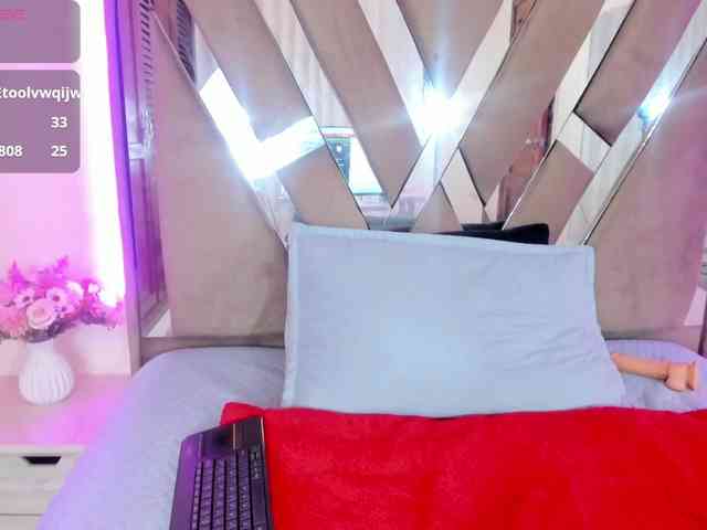 casey-lorens webcam