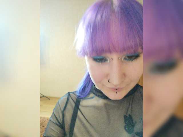Darcy-666 live cam and statistics on UnifiedCams