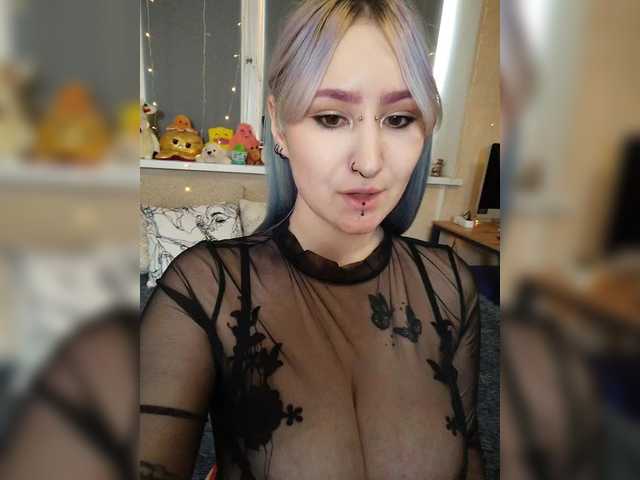 Darcy-666 live cam on BongaCams