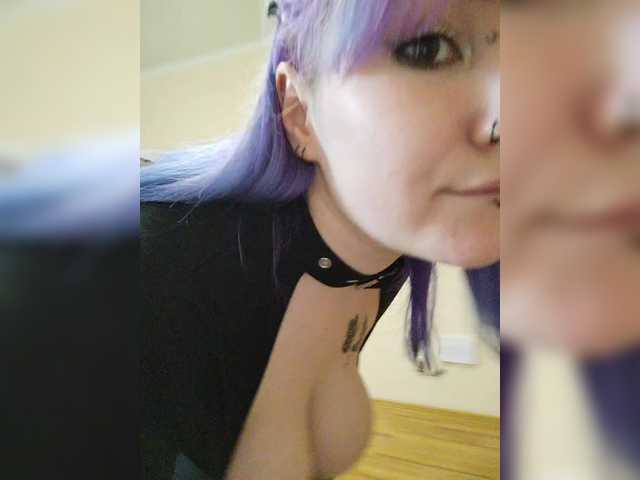 Darcy-666 live cam on BongaCams