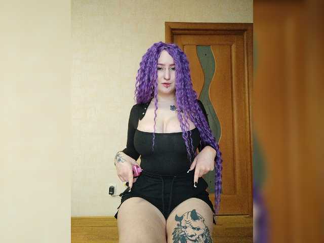 Darcy-666 live cam on BongaCams