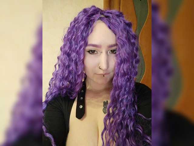 Darcy-666 live cam on BongaCams