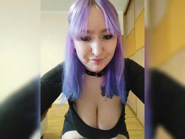 Darcy-666 live cam on BongaCams