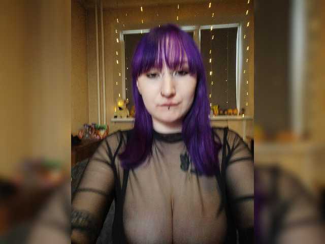 Darcy-666 live webcam show