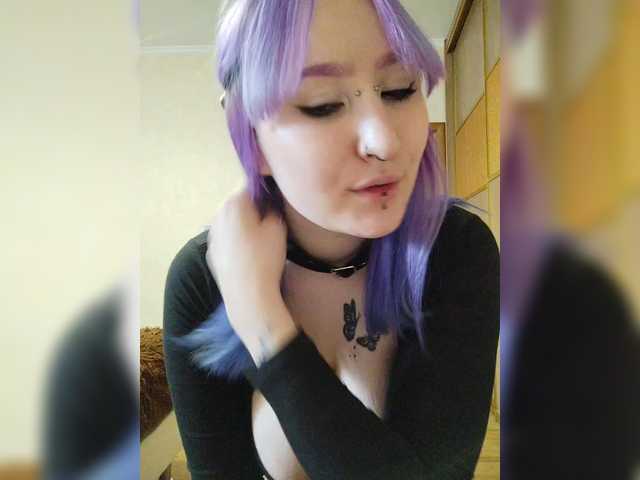 Darcy-666 live cam on BongaCams