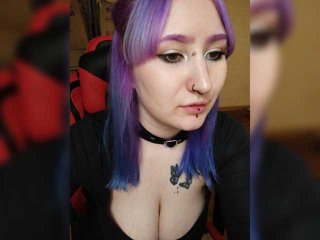 Darcy-666 live cam on BongaCams