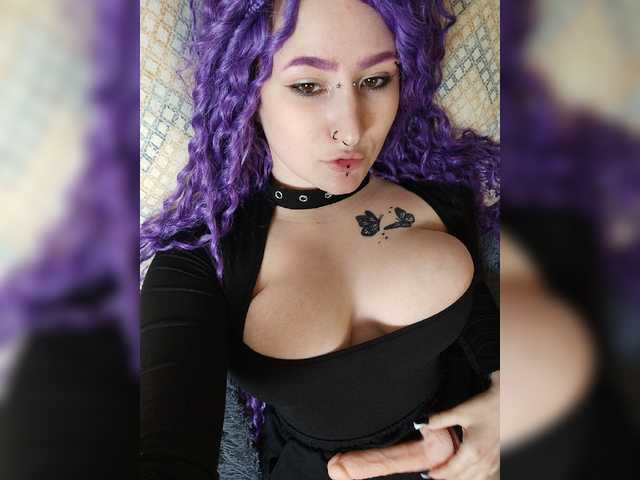 Darcy-666 live cam on UnifiedCams