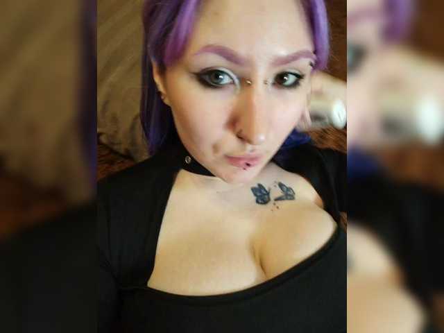 Darcy-666 live cam on BongaCams