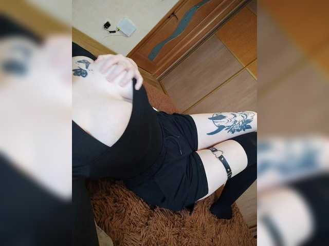 Darcy-666 live cam on BongaCams