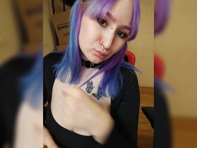 Darcy-666 live cam on BongaCams