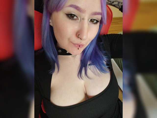 Darcy-666 live cam on BongaCams