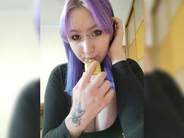 Darcy-666 live cam on BongaCams
