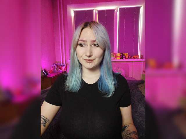 Darcy-666 live cam on BongaCams