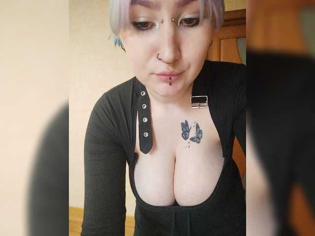Darcy-666 live cam on BongaCams