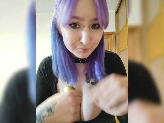 Darcy-666 live cam on BongaCams
