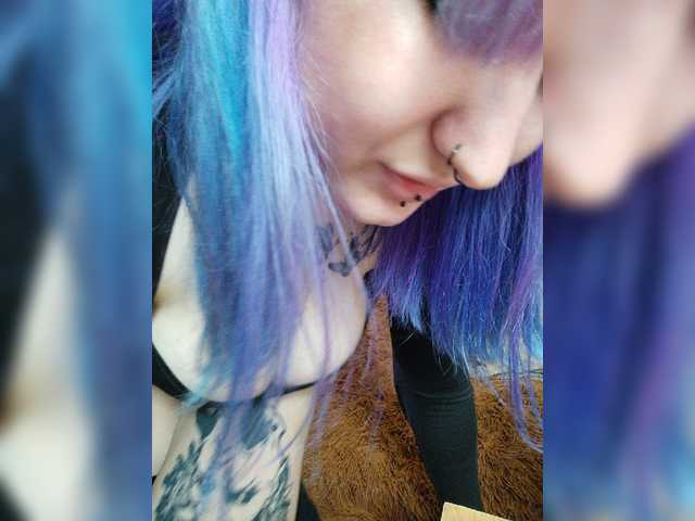 Darcy-666 live cam on BongaCams