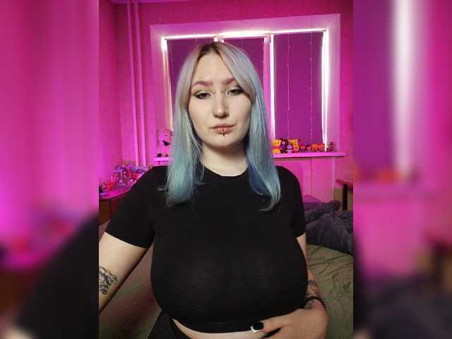 darcy-666 live sex show