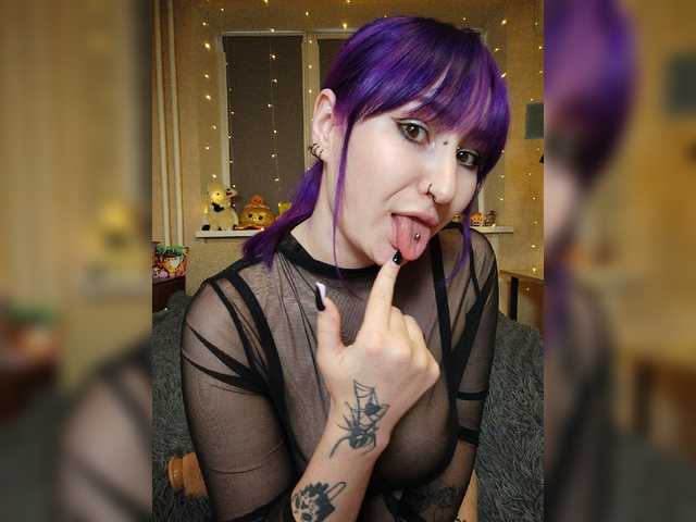 Darcy-666 live cam on BongaCams