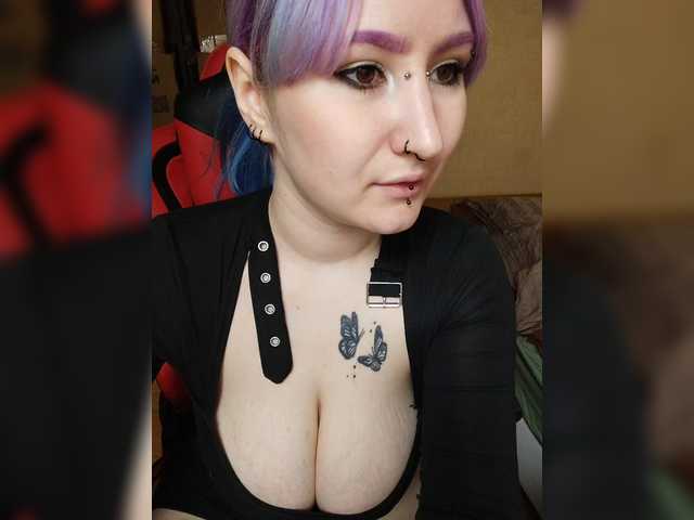Darcy-666 live cam on BongaCams