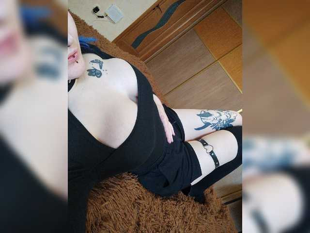 Darcy-666 live cam on BongaCams