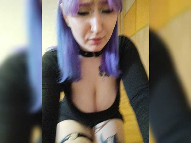 Darcy-666 live cam on BongaCams