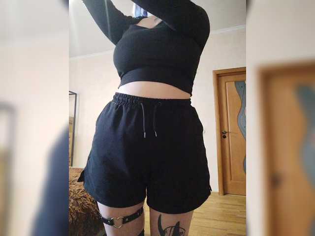 Darcy-666 live cam on BongaCams
