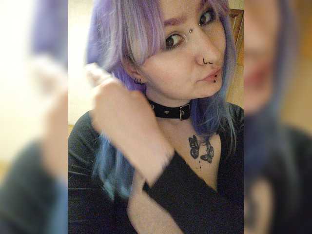 Darcy-666 live cam on BongaCams