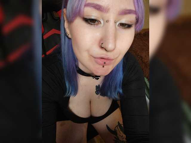 Darcy-666 live cam on BongaCams