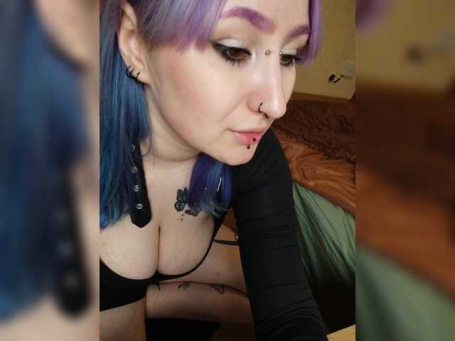Darcy-666 live cam on BongaCams