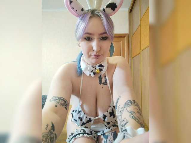 Darcy-666 live cam on BongaCams