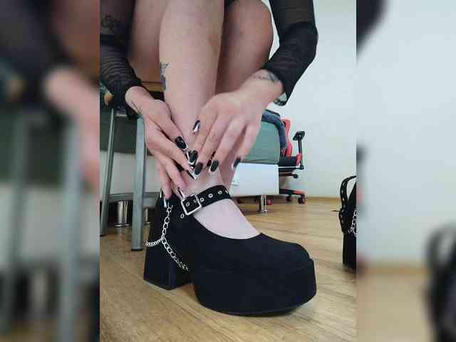 Darcy-666 Sex Cam Show