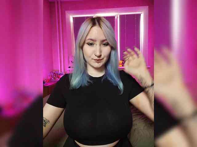 Darcy-666 webcam